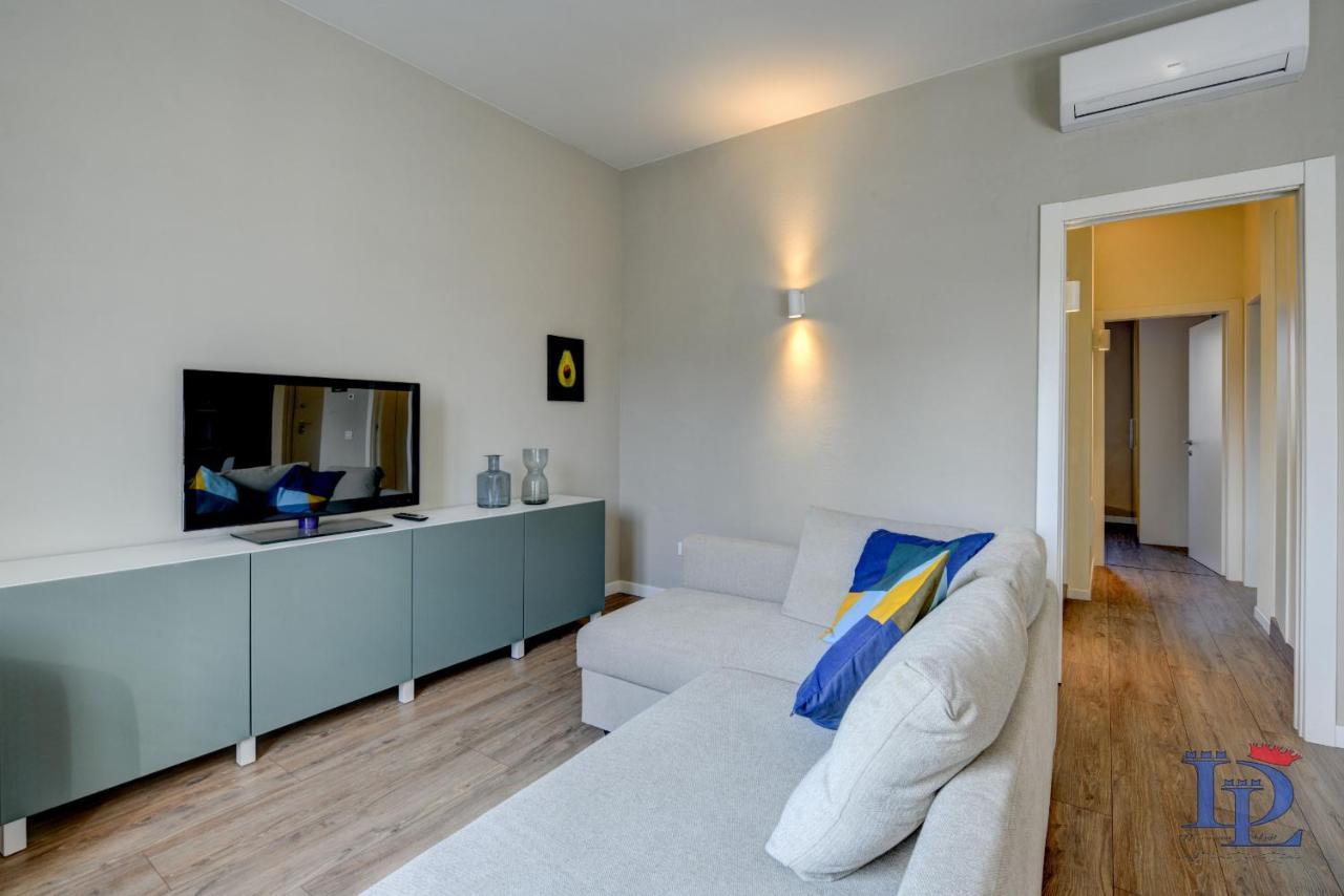Desenzanoloft Official Partner Marriott Homes & Villas - Bacco Family Apartment Desenzano del Garda Buitenkant foto