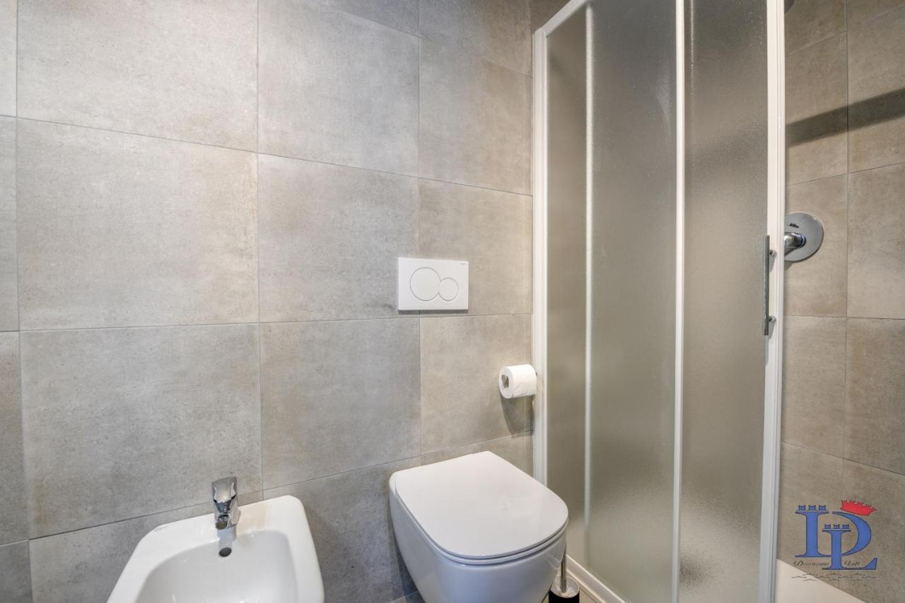 Desenzanoloft Official Partner Marriott Homes & Villas - Bacco Family Apartment Desenzano del Garda Buitenkant foto