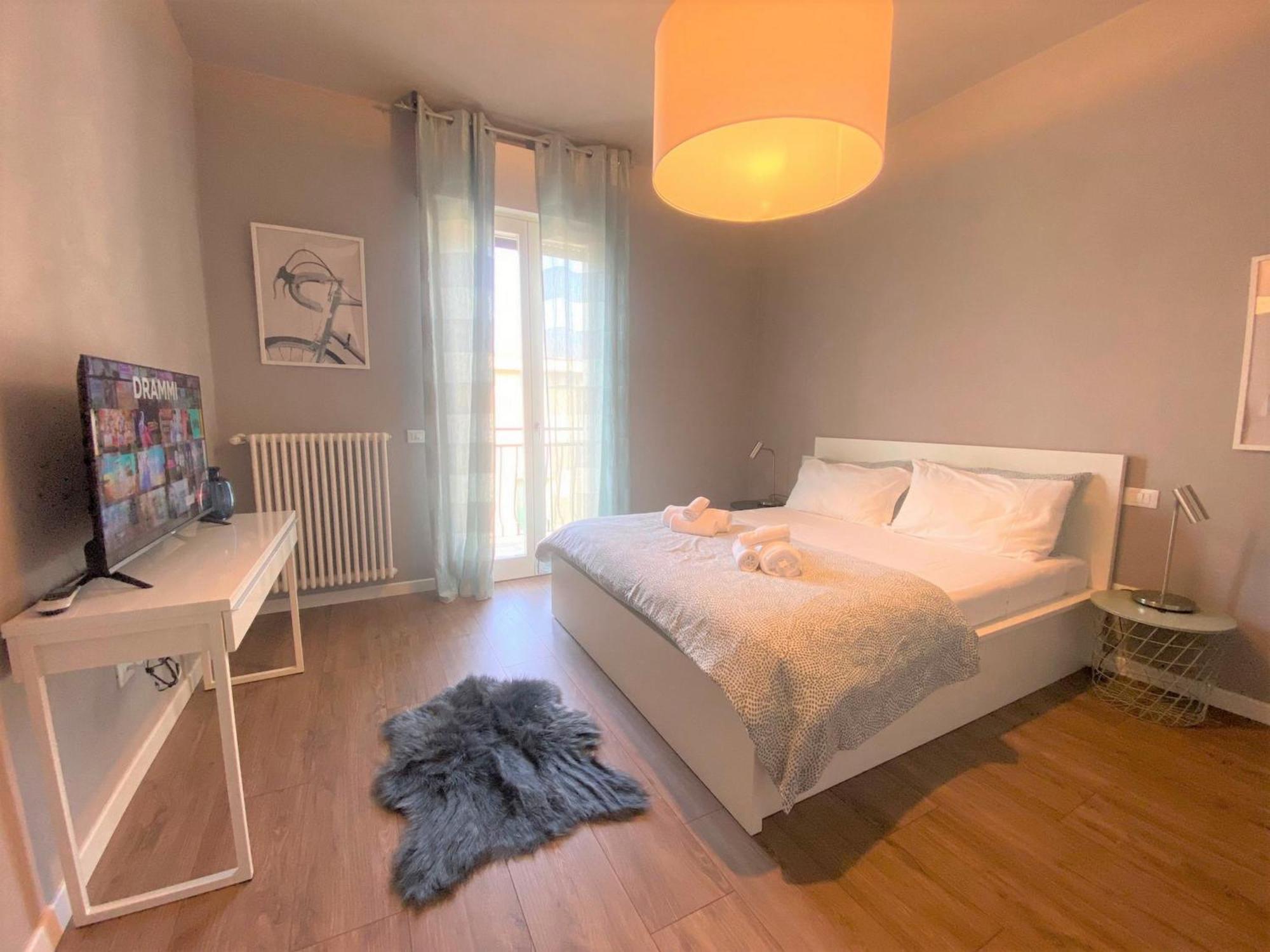 Desenzanoloft Official Partner Marriott Homes & Villas - Bacco Family Apartment Desenzano del Garda Buitenkant foto